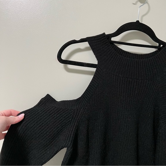 ASTR the Label Black Cold Shoulder Sweater - Picture 4 of 8